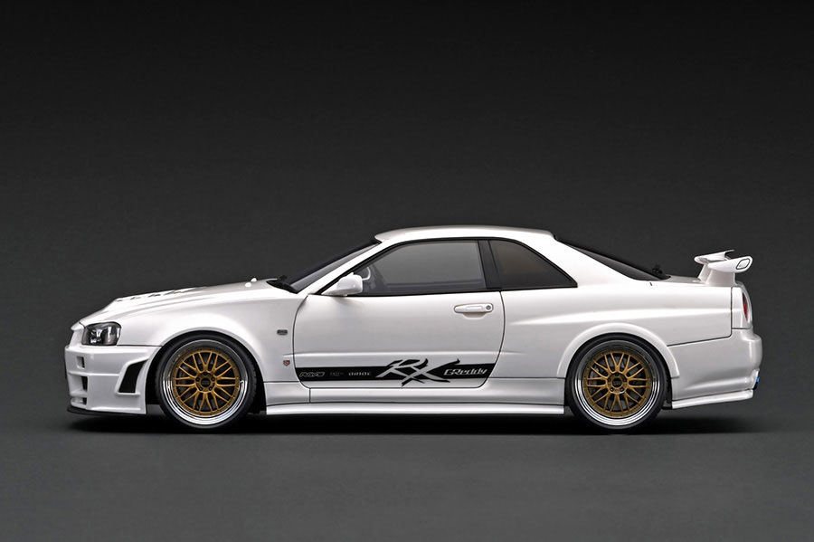 IG3227 1/18 Nissan Skyline GT-R (BNR34) White | LINE UP | [公式