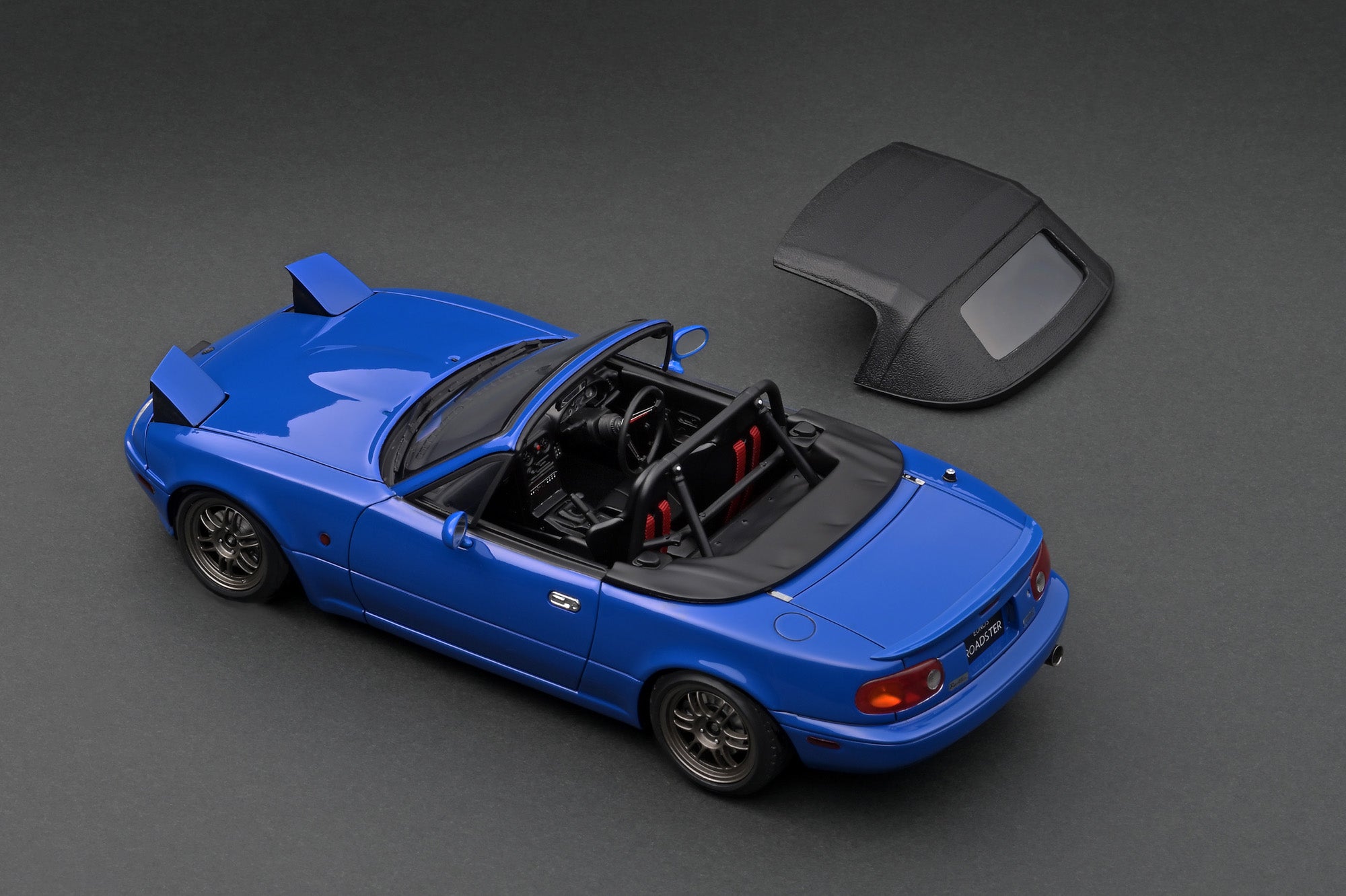 IG3199 Eunos Roadster (NA) Blue – ignition model