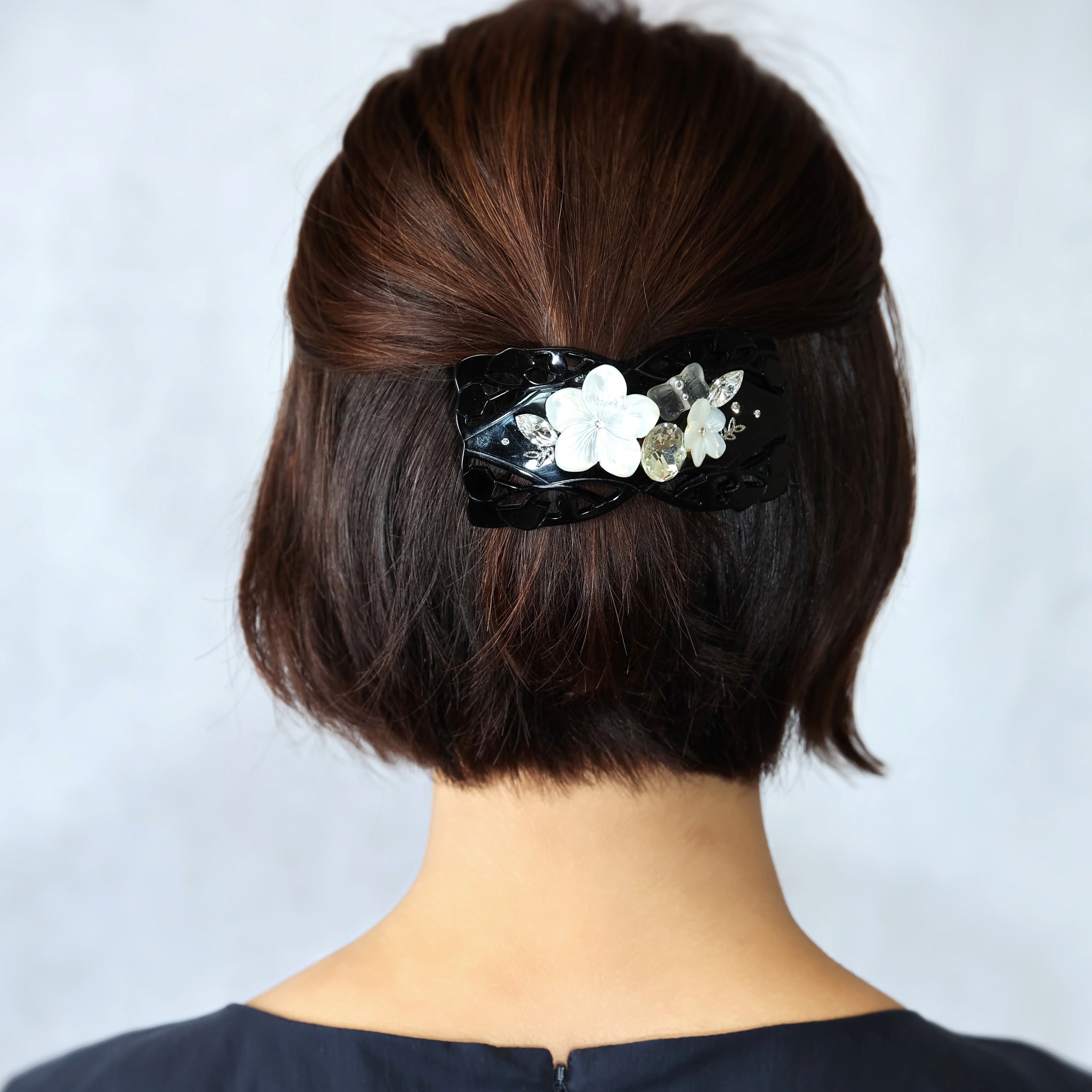 バレッタ 白蝶貝 ラインストーン ホワイト フラワー バタフライ