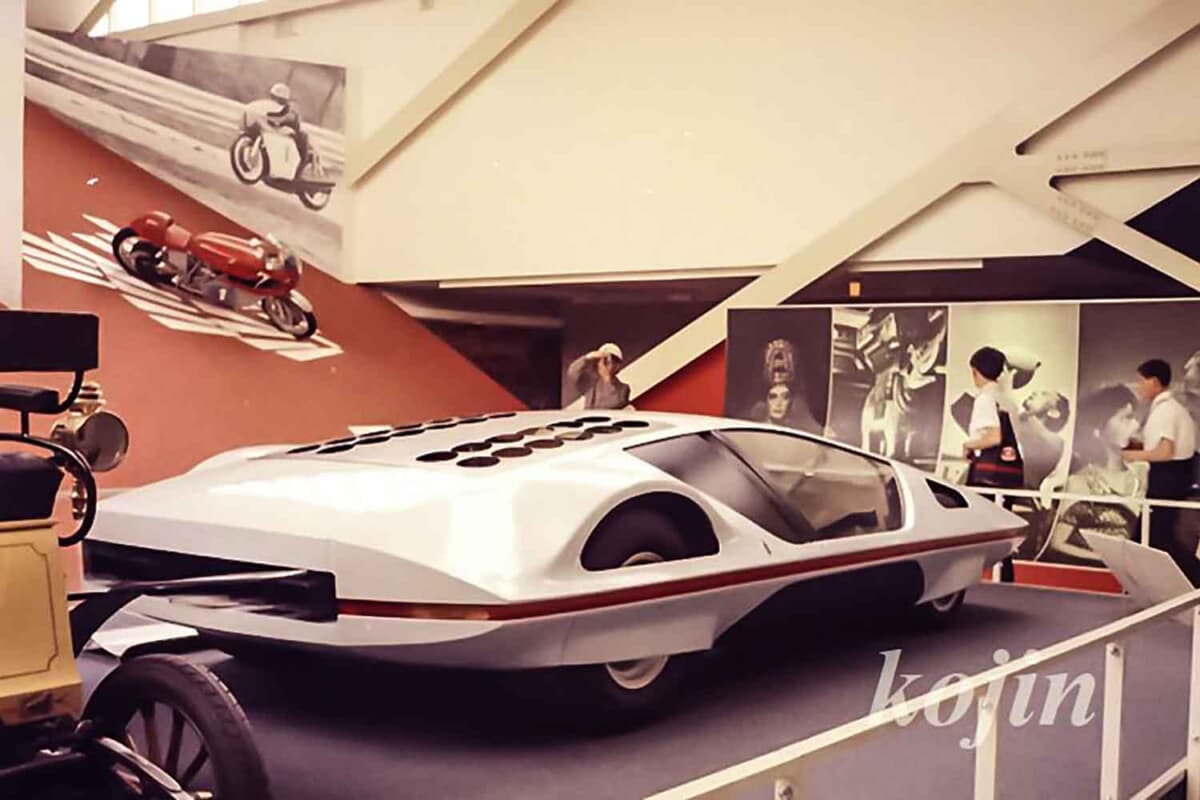 超お宝写真】大阪万博にフェラーリやインディカーが展示されていた
