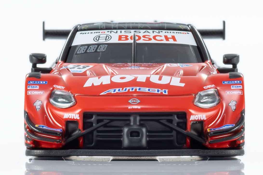 1/64スケールとは思えない作り込み！ 15年ぶりにSUPER GTに復活した「Z