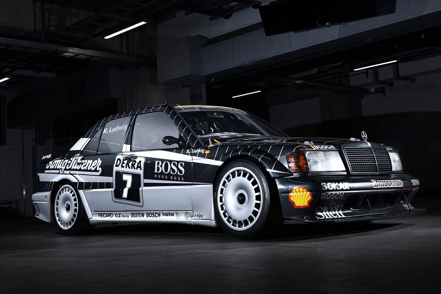 最強のハコ車】メルセデス・ベンツ「190E 2.5 16 Evo.II DTM」の