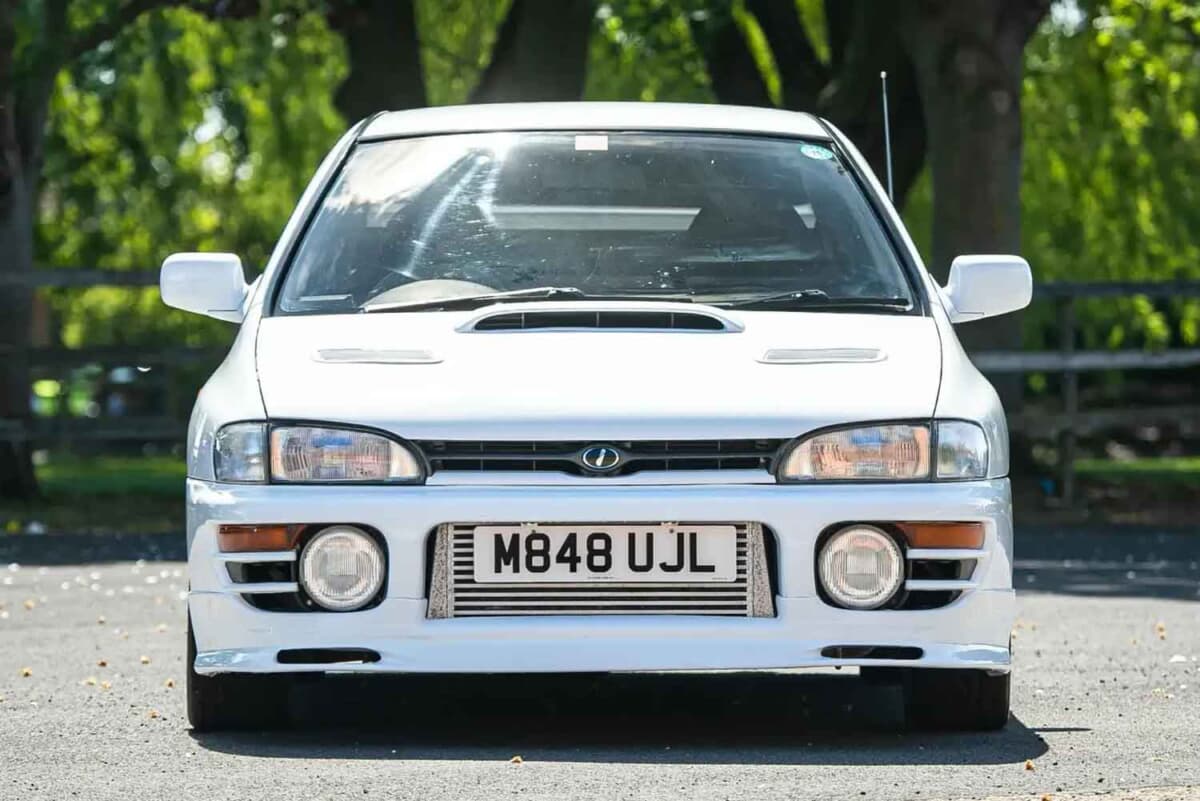 ヨーロッパでの認知度抜群のスバル「インプレッサWRX STI」が出品され