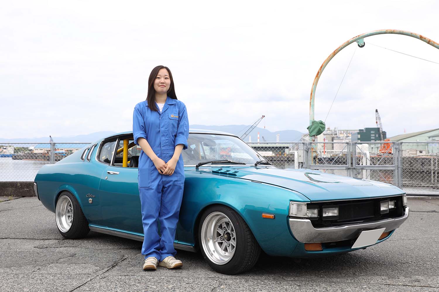 彼女のトヨタ「セリカLB」が初めての愛車！ 水中花にカセットデッキ