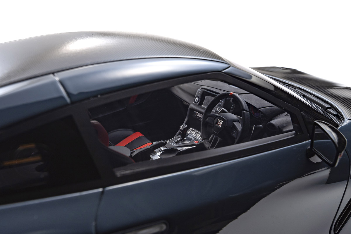 京商samuraiシリーズ最新作！ 1/18スケール「日産GT-Rニスモ2022