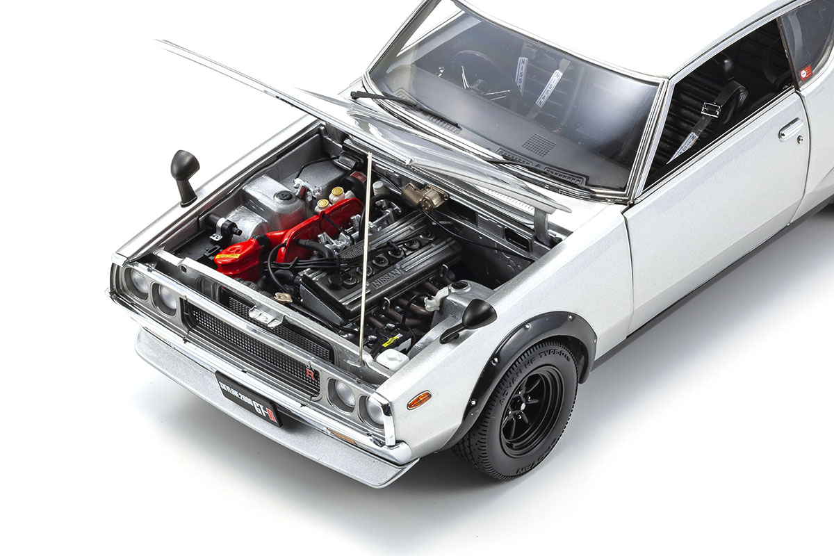 車高短＆チンスポ装着のストリート仕様がモデル化！ 京商から1/18