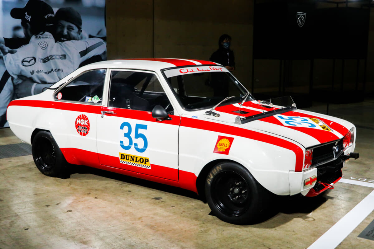 画像ギャラリー】「GT-R」と張り合ったマツダ「ファミリアロータリー