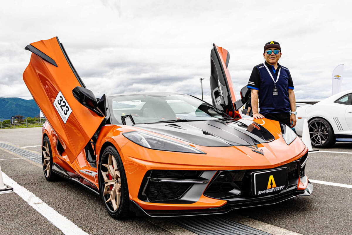 ガルウイングのシボレー「C8コルベット」！ カスタム満載でも