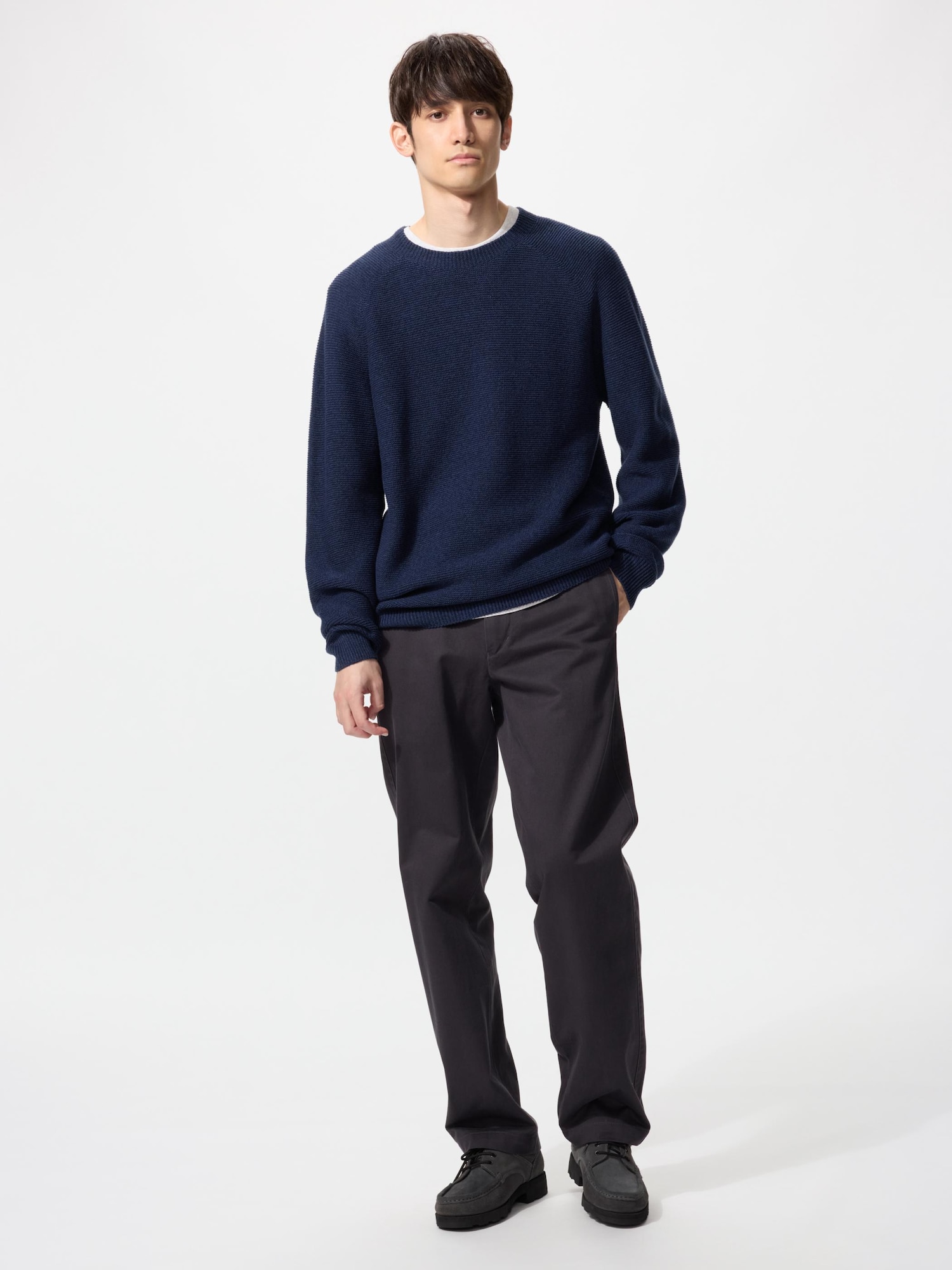 ユニクロ公式 | 3Dクルーネックセーター