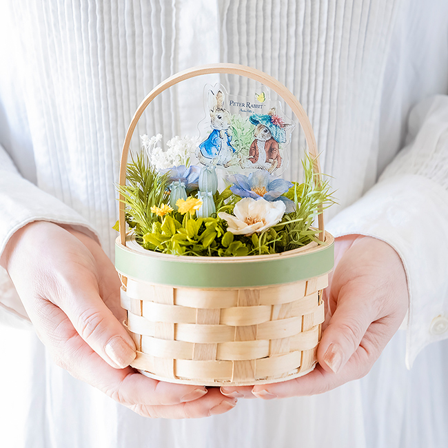ピーターラビット™ フラワーバスケット | 祝電商品 | 【電報サービス