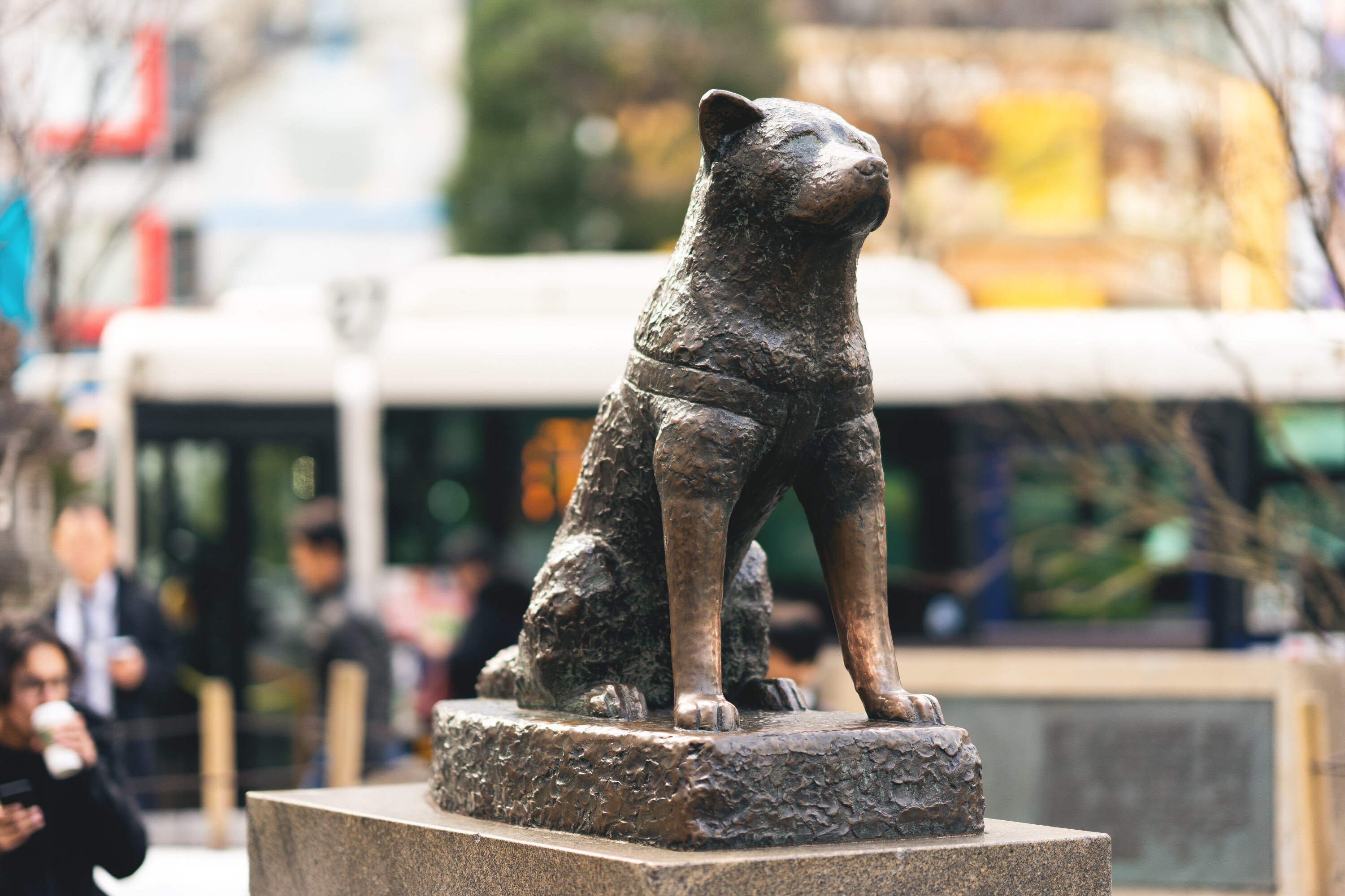 忠犬ハチ公像(東京都)の情報｜ウォーカープラス