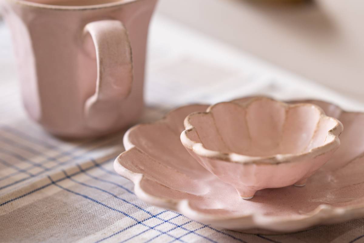 カネコ小兵製陶所 リンカ (輪花) 8cmボウル 桃練[定番] - 業務用食器