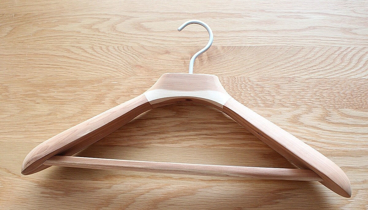 2年愛用して大正解！無印良品「レッドシダーハンガー」が神コスパ