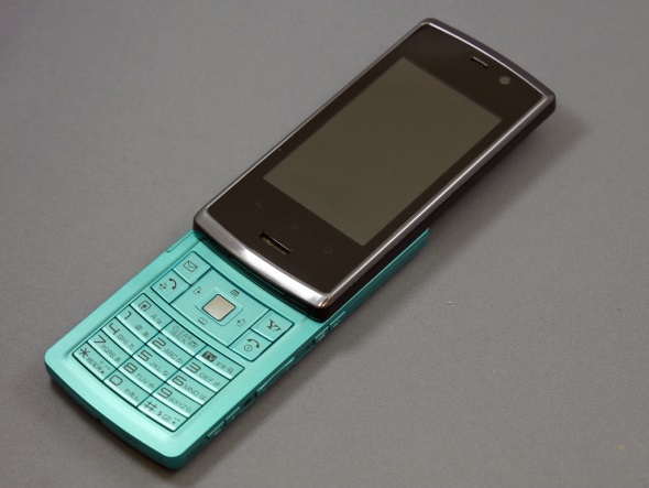 シャア専用」もあった 初のフルフェイスケータイ「FULLFACE 913SH