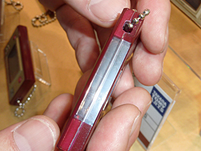 本物そっくりのミニ「GAME＆WATCH」キーホルダー - ITmedia NEWS