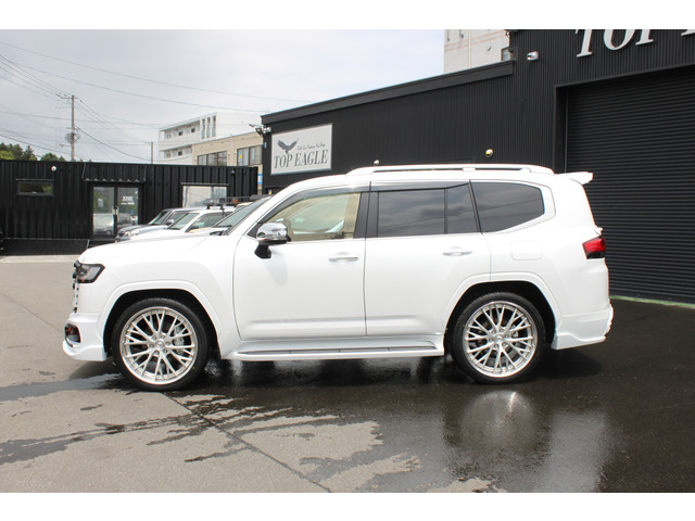 トヨタ ランドクルーザー300 3.5 ZX 4WD GMGエアロ 1430.0万円 令和5年