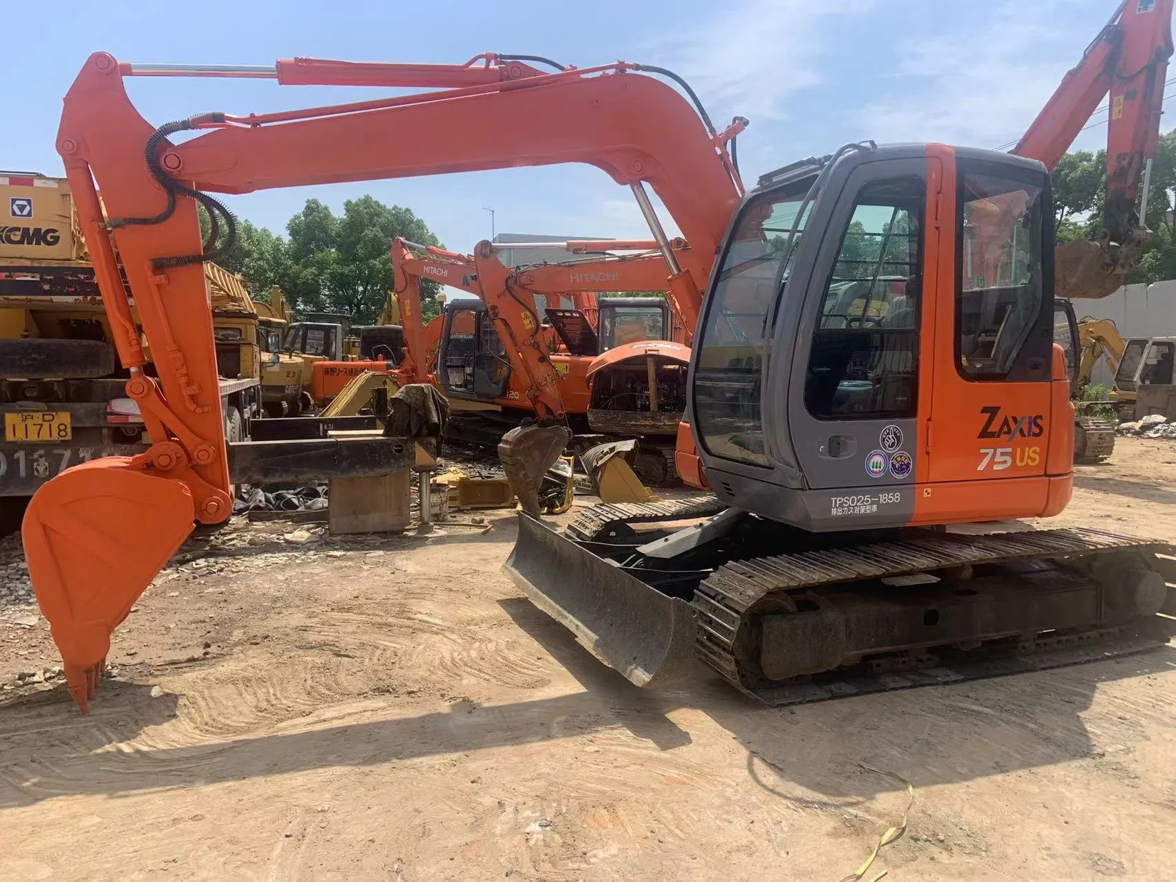 Original Japan Made Small Excavator Hitachi Zx75us Excavators for