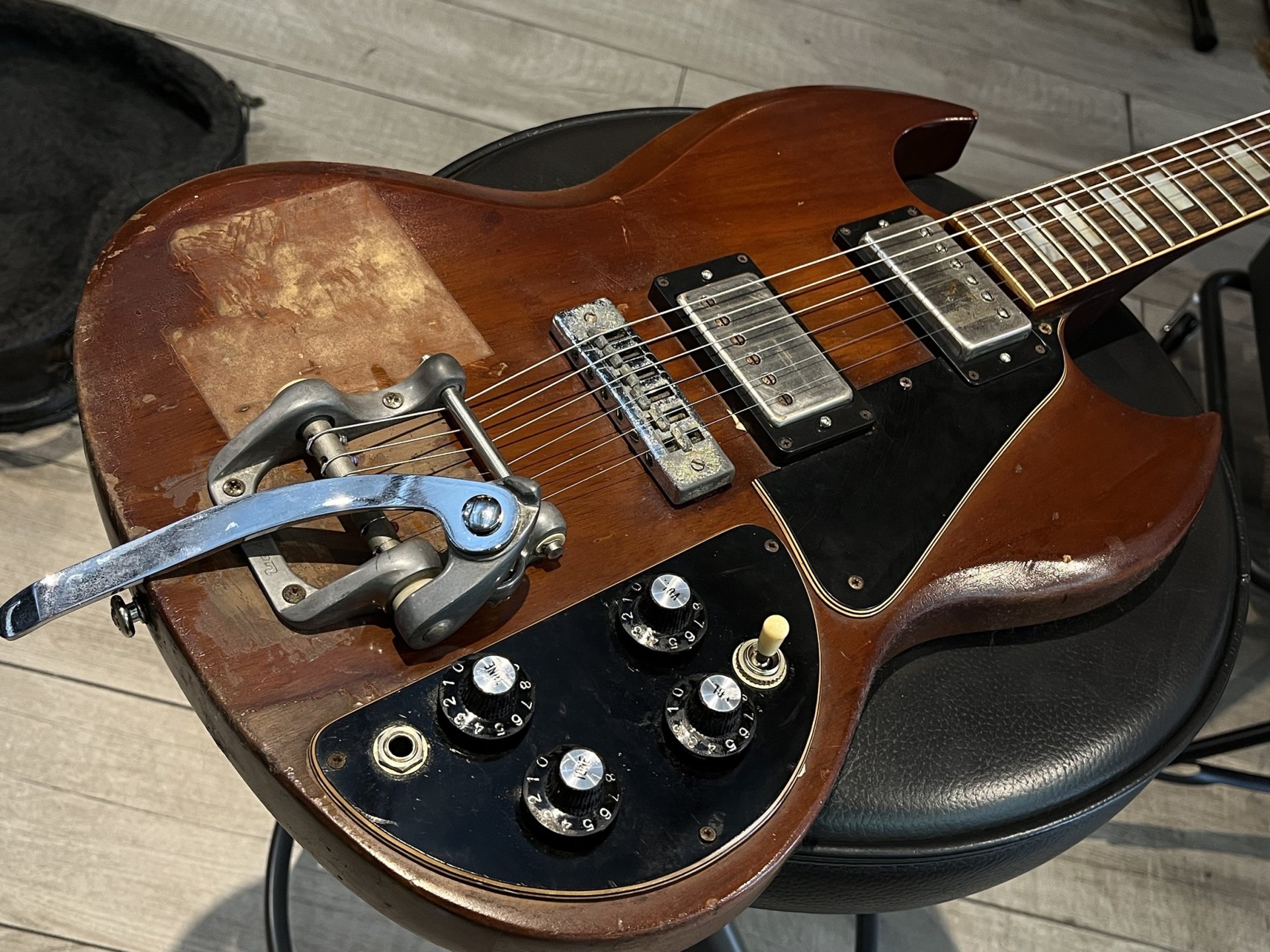 Gibson SG Deluxe 1974 (3.3kg)