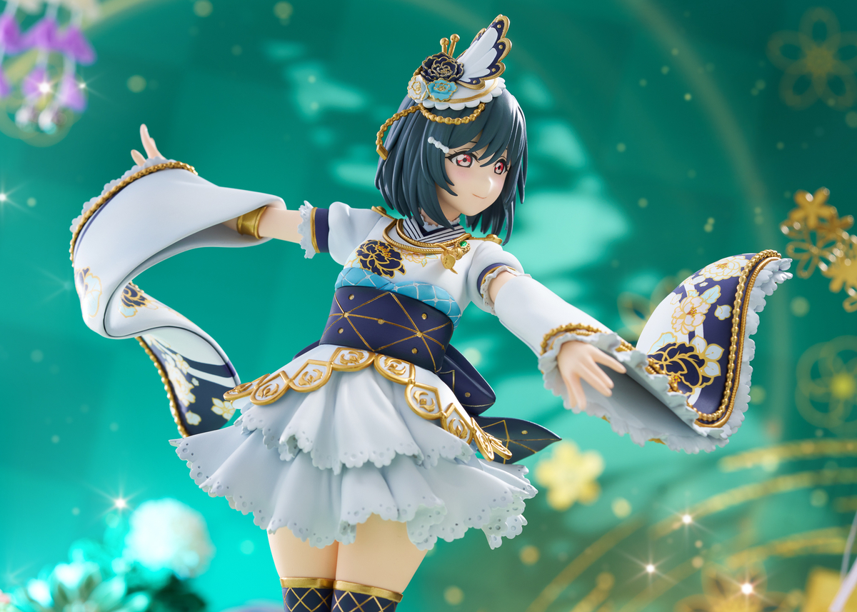 三船栞子 | PLUM WebShop