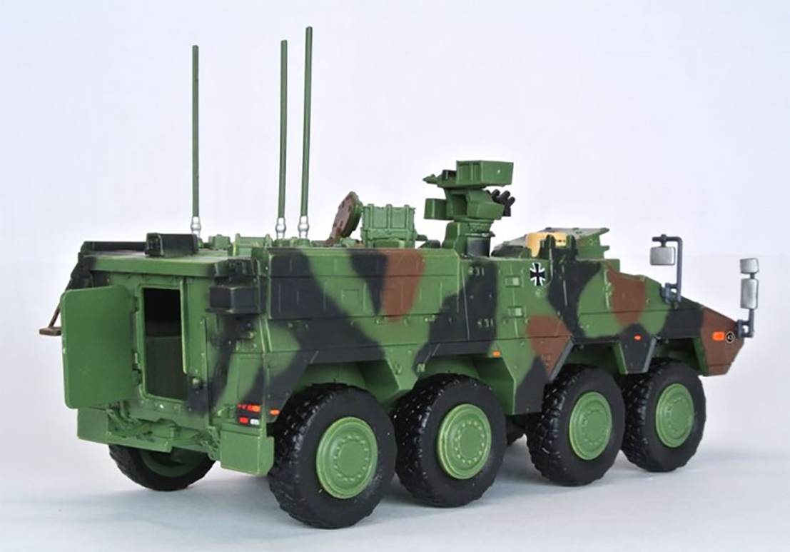 1/72 ドイツ軍 ボクサー MRAV A2 装輪装甲車 完成品 | タカサキハンズ