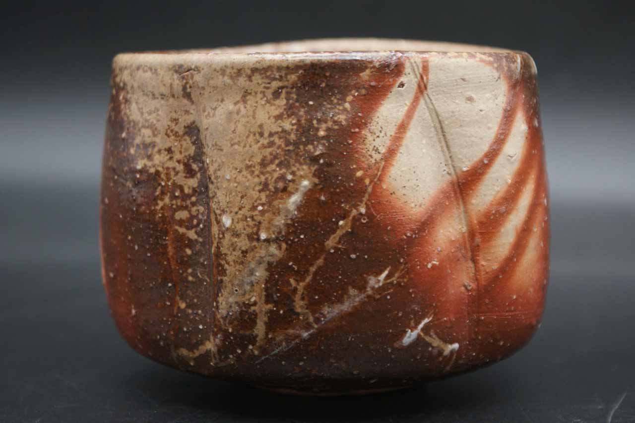 人間国宝》伊勢﨑 淳 作 備前 茶碗（桐箱後日） | 陶備堂オンライン