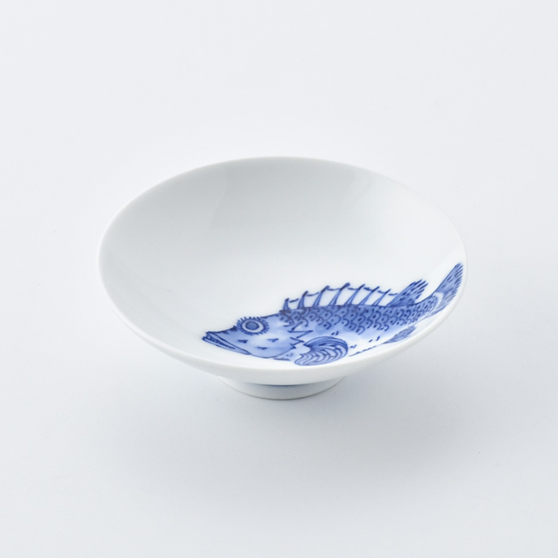 平戸松山】平戸盃 魚紋（かさご） | 三川内焼オンライン・ショップ