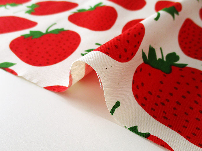 オックスプリント いちご 110cm巾 イチゴ|フルーツ|くだもの | ひなた