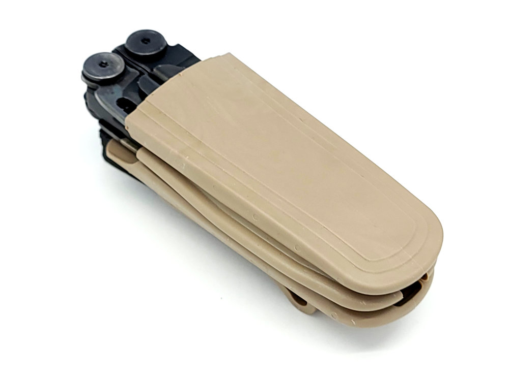 SAFARILAND Model 71 MAGAZINE POUCH / Belt Loop | WILLY−PEET