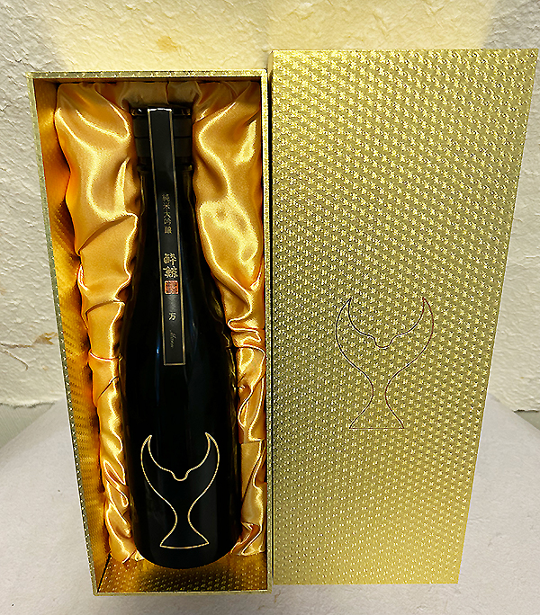 酔鯨 純米大吟醸 万(MAN)プレミアム原酒を販売-高知酒店 | 近藤印高知