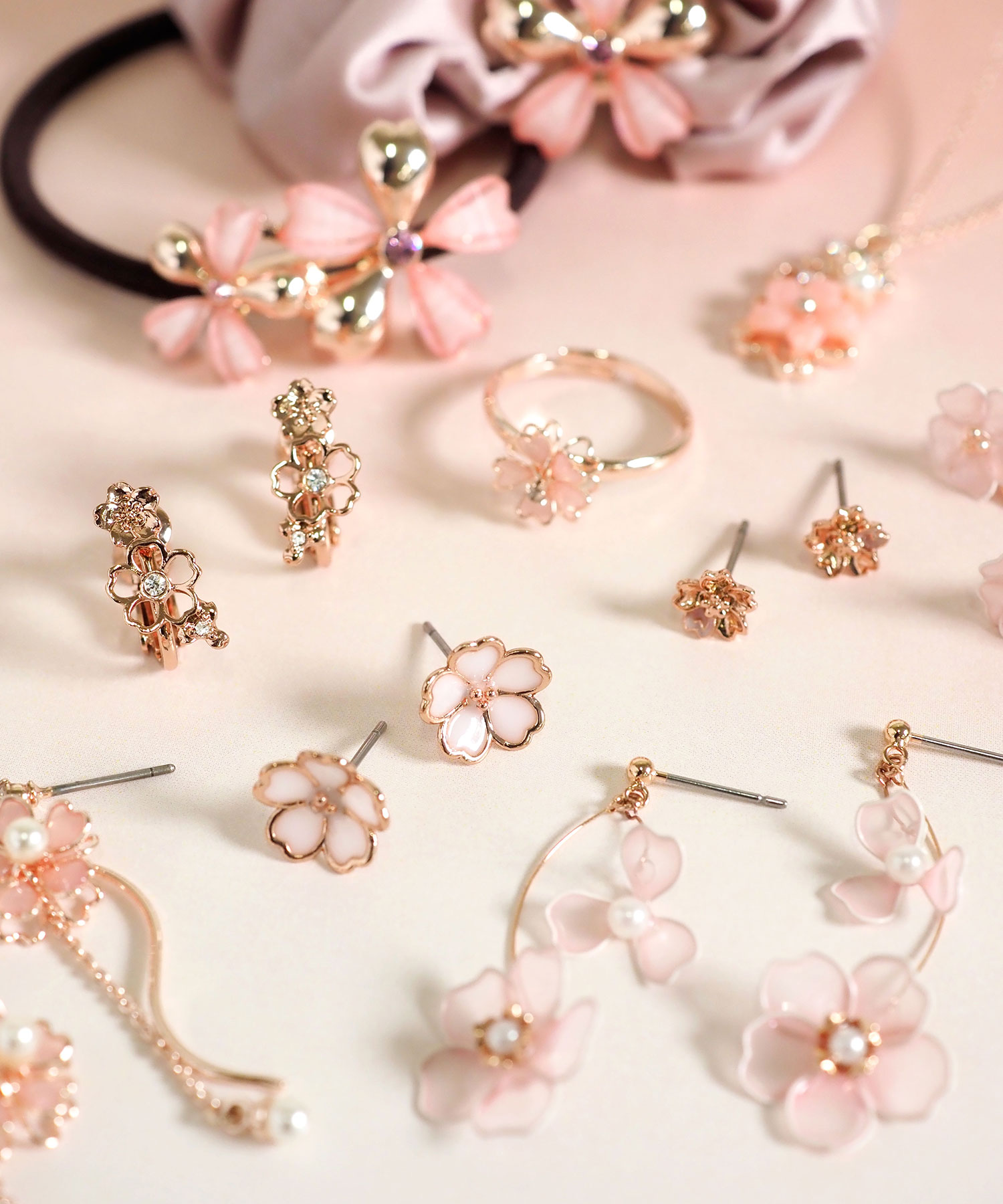 楽天市場】ヘアゴム ポニー ヘアポニー 飾り付き 桜 さくら サクラ