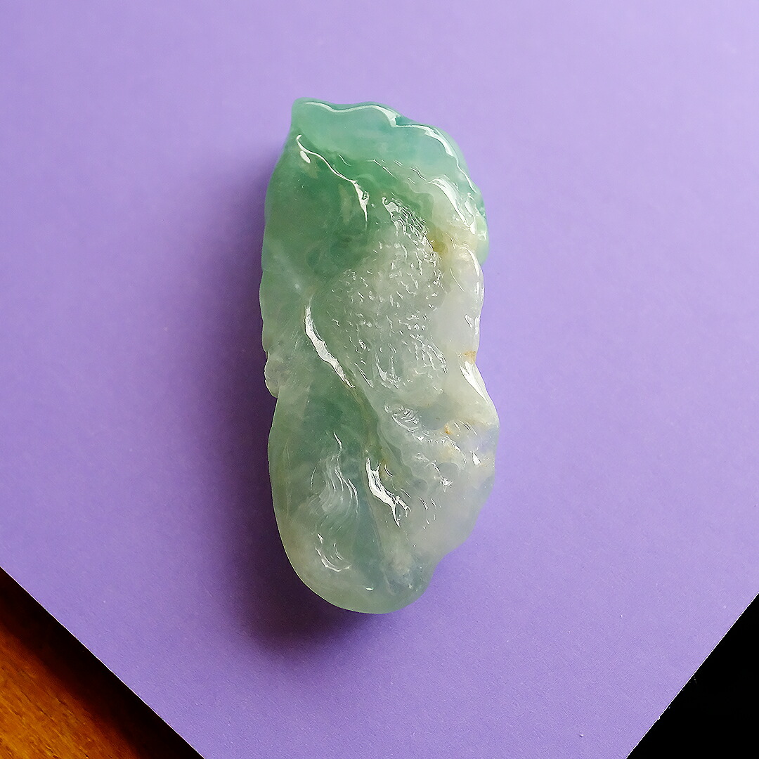 楽天市場】翡翠 (ひすい) 彫刻 ペンダントトップ 『THE DRAGON