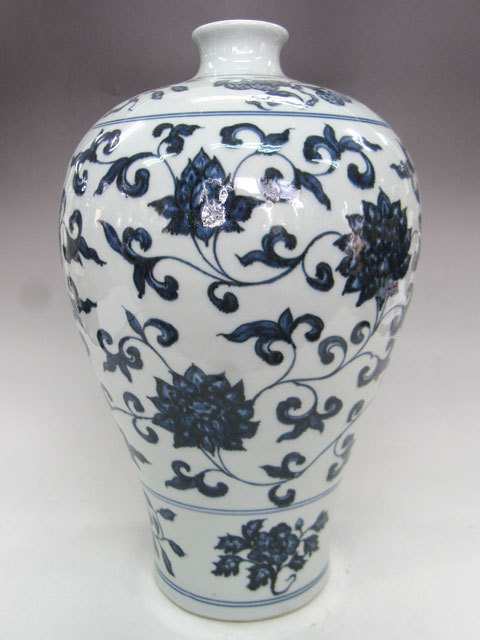 楽天市場】景徳鎮 染付花文瓶 高さ約34cm 中国 陶磁器 希少 壺 花生