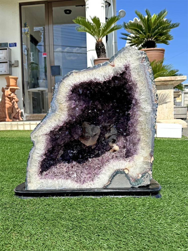 楽天市場】天然 紫水晶 特大 アメジスト ドーム 原石 大きい