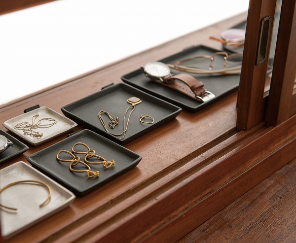 楽天市場】トレイ トレー スクエアプレート M ブラック シルバー