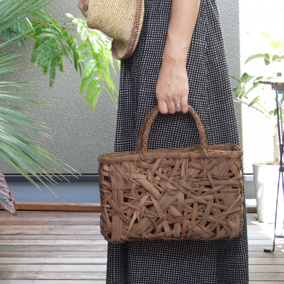 楽天市場】純国産 山葡萄かごバッグ 乱れ編み : おまめ