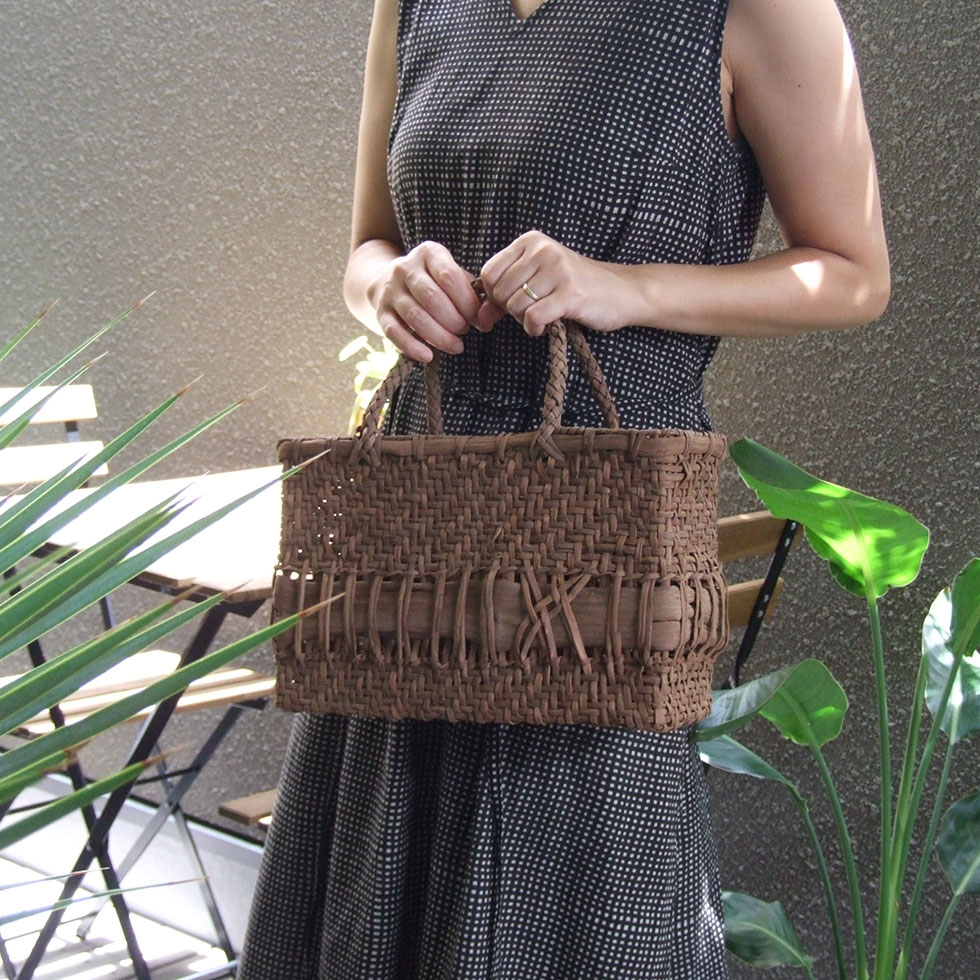 楽天市場】純国産 山葡萄かごバッグ 5mm極細網代編み 極太ひご