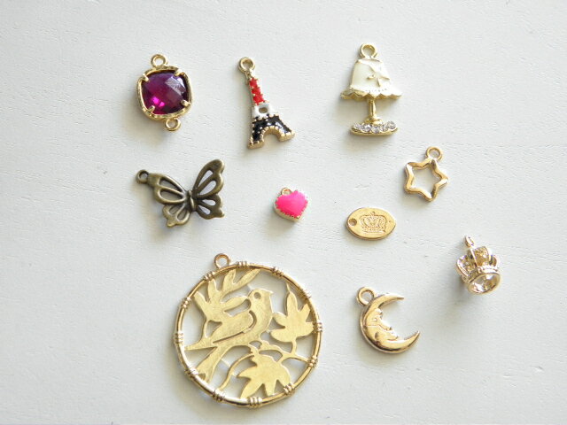 楽天市場】【お試しチャームセット】いろんなチャームが入ってます