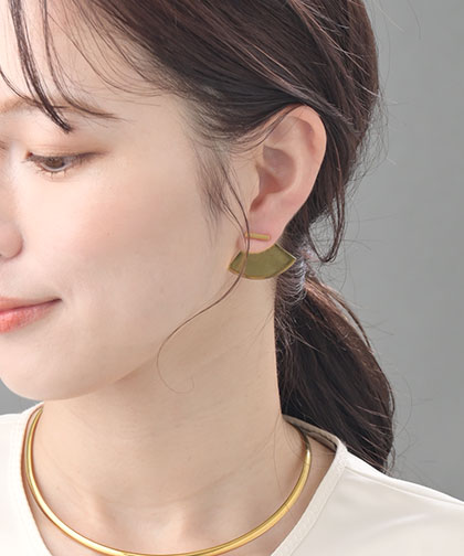 ◇ネコポス送料無料◇ピアス 扇型プレート ステンレスアクセ TP120