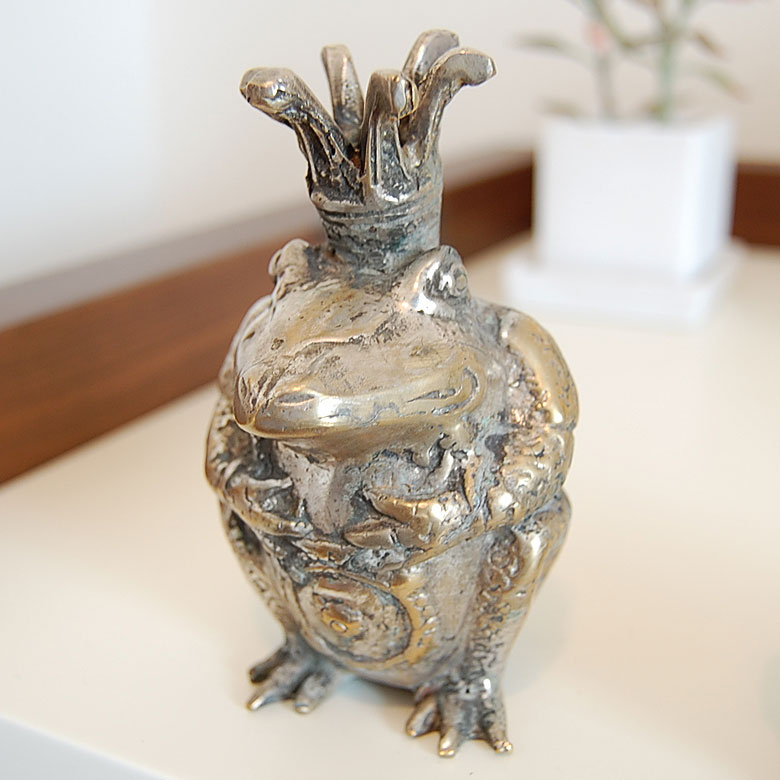 楽天市場】アジアンオブジェ カエルの王様Lサイズ かえる 蛙 王冠 真鍮