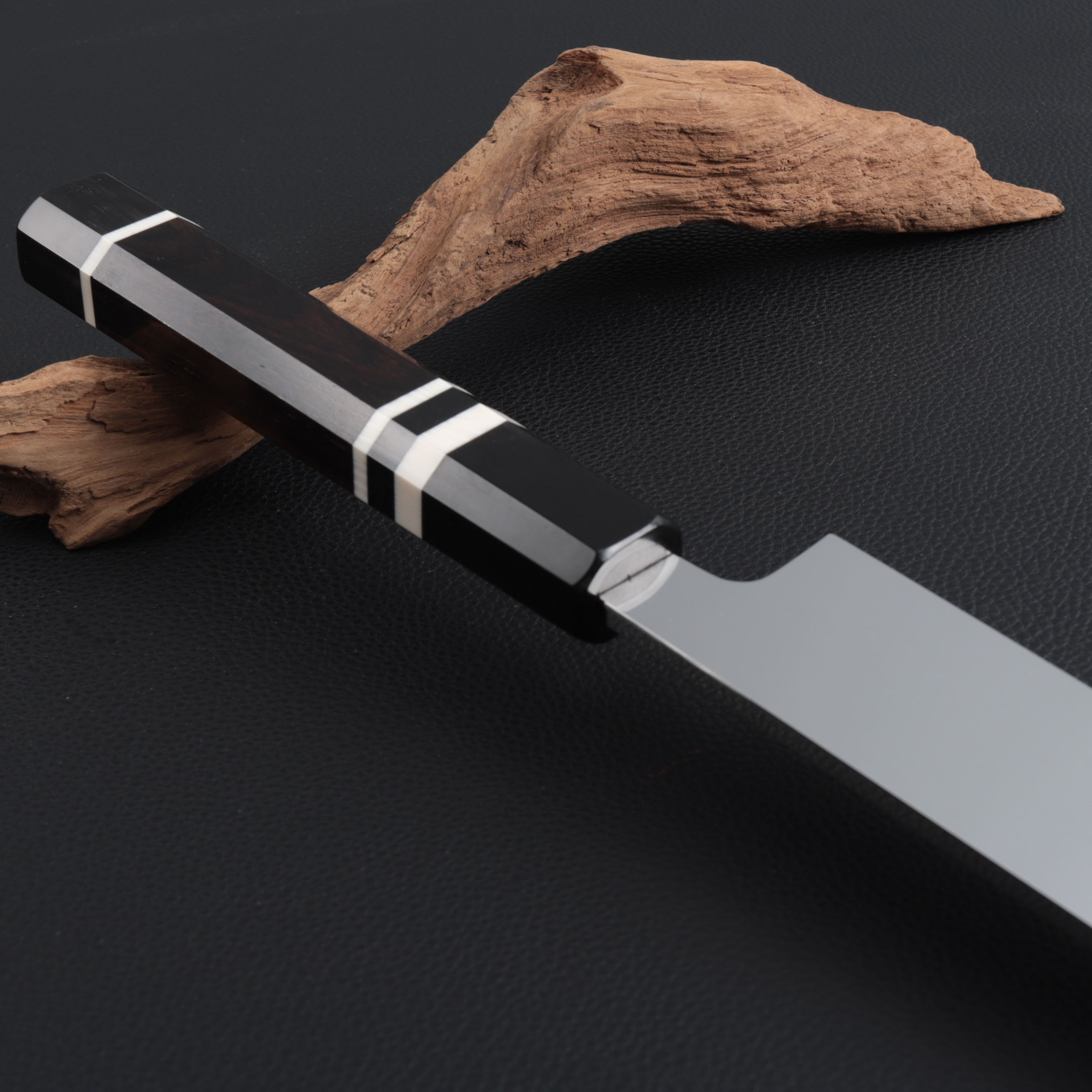 6924 出刃包丁 5寸 刃渡り150mm 刺身包丁 人工象牙黒三本巻八角柄