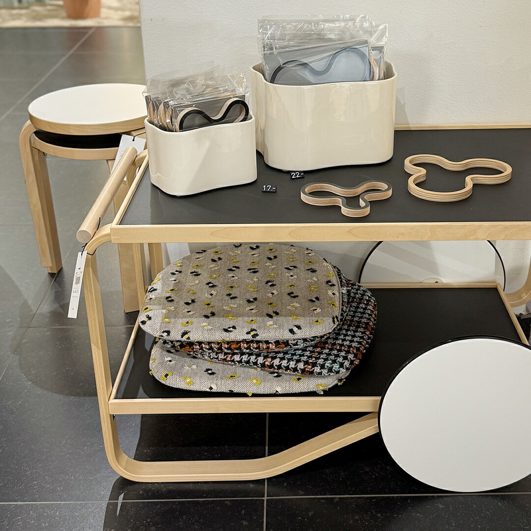 チェア 69 シートクッション／chair 69 seat cushion（生地の可能性