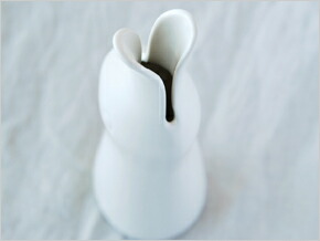 ウサギの花器（鹿児島 睦） フリーデザイン ｜ 北欧・ロングライフ