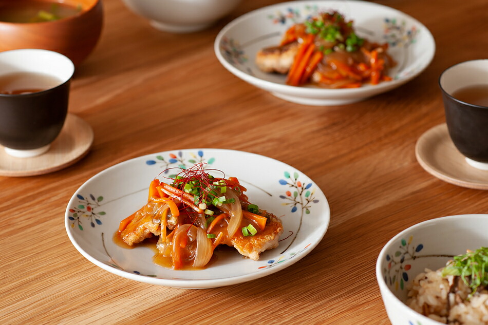 色絵彩梢ならべ 6寸・7寸皿（徳永遊心） フリーデザイン ｜ 北欧