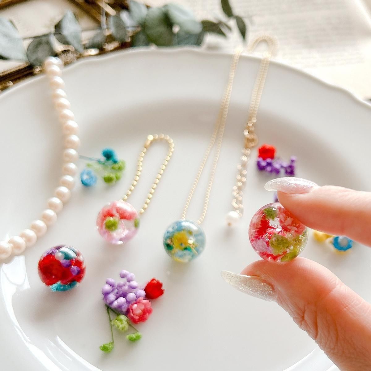 レジンがあればすぐに完成！大人可愛いフラワーアクセサリーセット