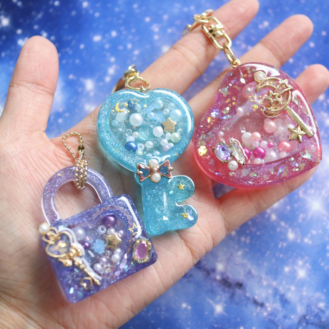 ハートと鍵のカシャカシャ シリコンモールドｰ* オマケがたくさんついて