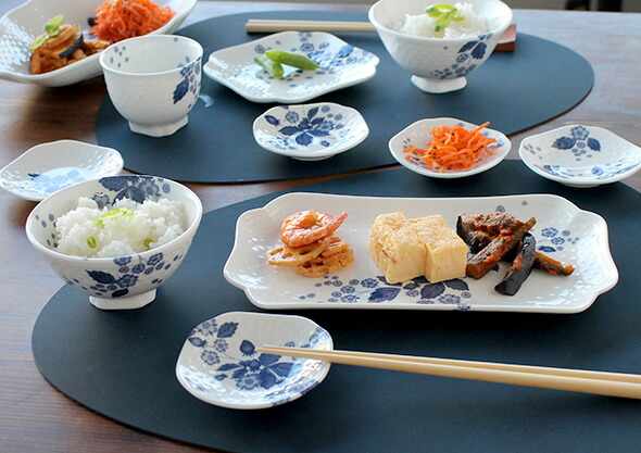 ウェッジウッド（WEDGWOOD） ストロベリーブルームインディゴ マルチ