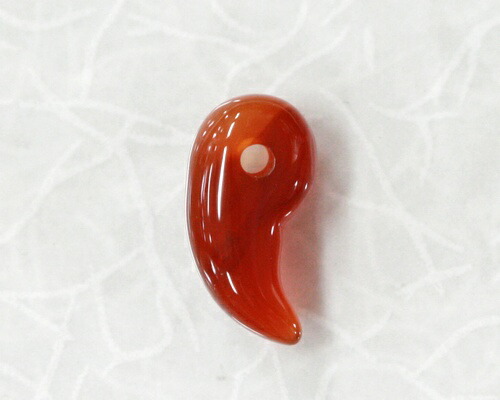 楽天市場】天然石勾玉 AAAカーネリアン 勾玉 粒売り 赤瑪瑙 勾玉 バラ