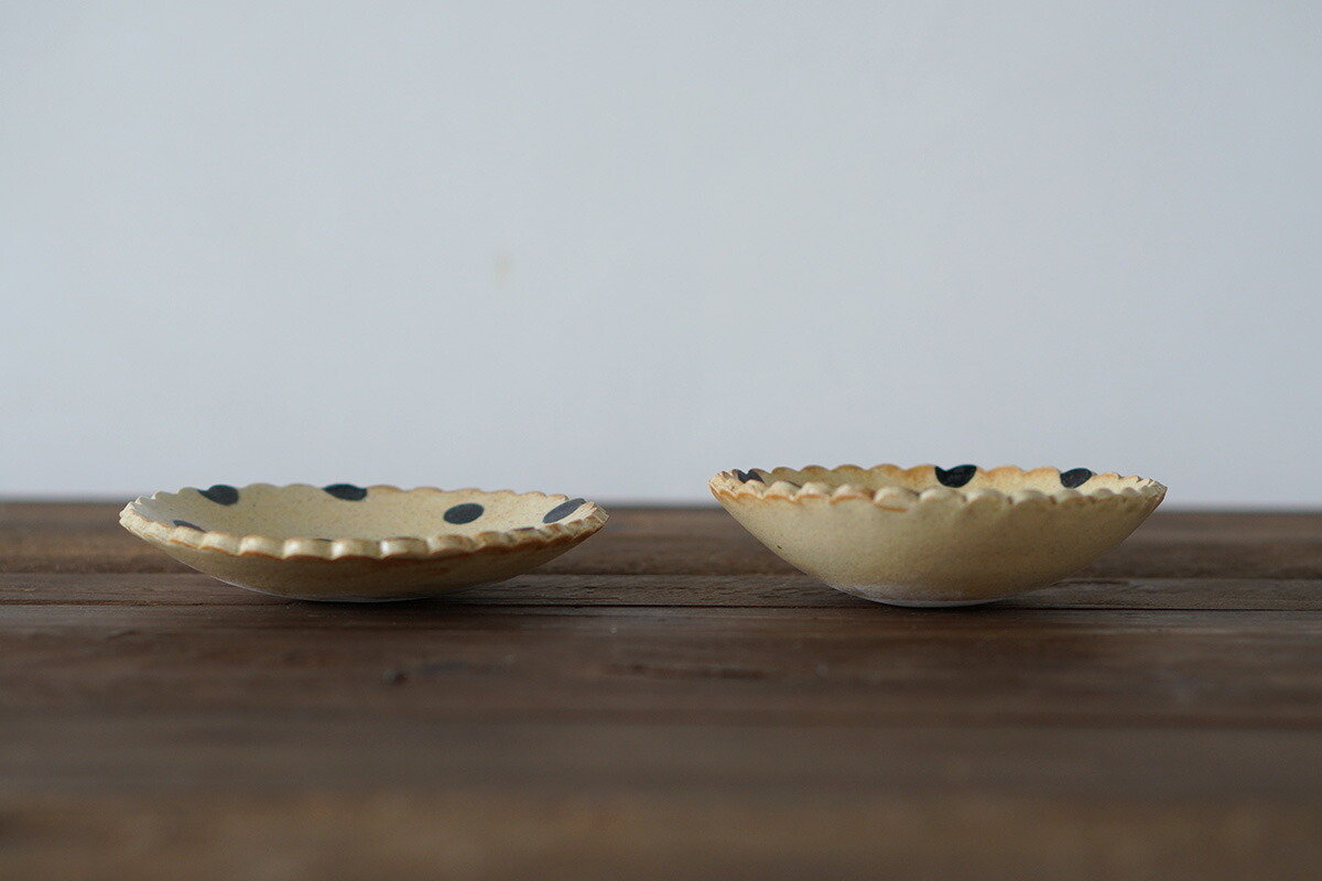 sunny-craft サニークラフト ｜ 花皿 4寸（ドット柄 / きせと釉）