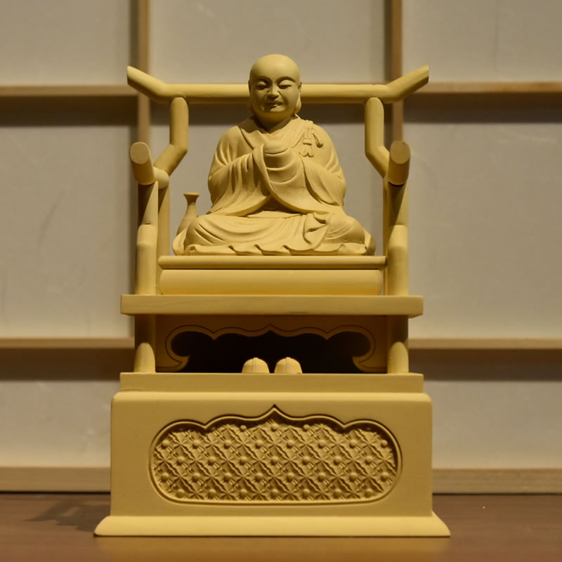 楽天市場】木彫り仏像 【興教大師（覚鑁上人）】 柘植 坐2.0寸 総高