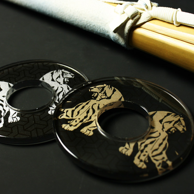 剣道 竹刀用・鍔(ツバ) 化粧つば○虎(トラ)